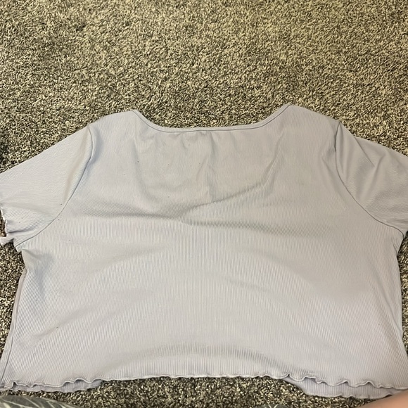 Tie crop top - Picture 2 of 2